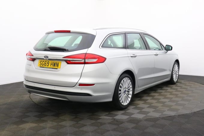 2025 Ford Mondeo