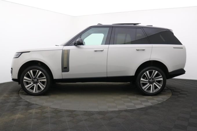 2025 Land Rover Range Rover