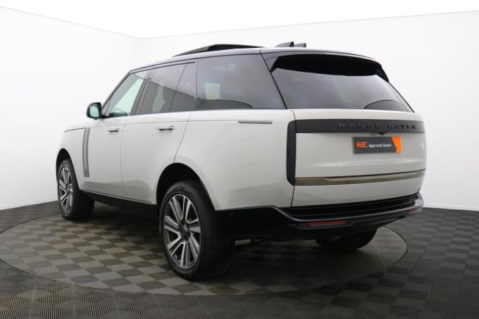 2025 Land Rover Range Rover