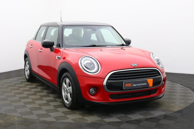 2025 Mini Hatch