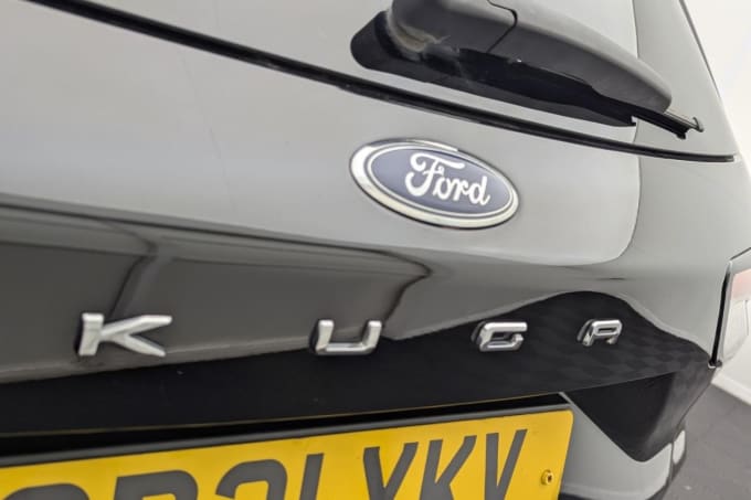 2025 Ford Kuga