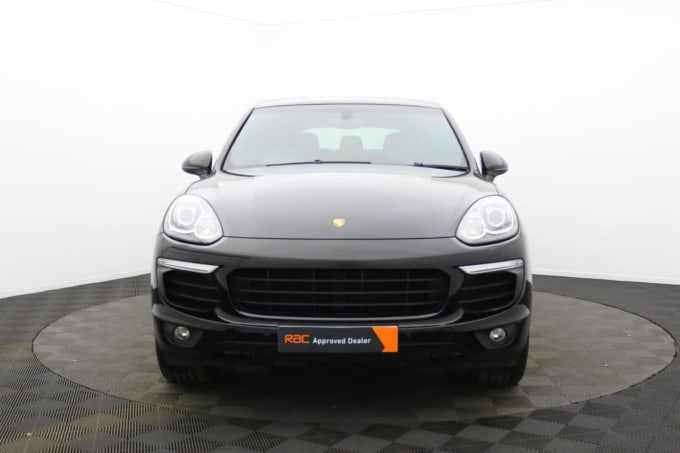 2025 Porsche Cayenne