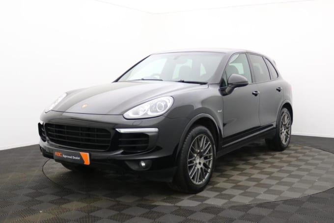 2025 Porsche Cayenne