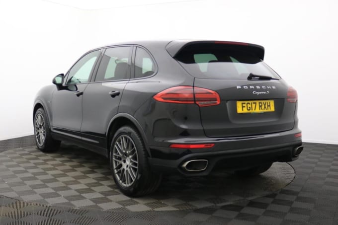 2025 Porsche Cayenne