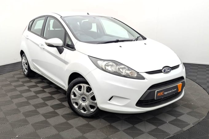 2025 Ford Fiesta