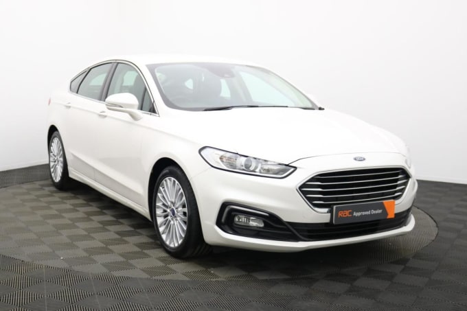 2025 Ford Mondeo