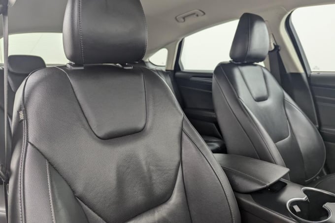 2025 Ford Mondeo
