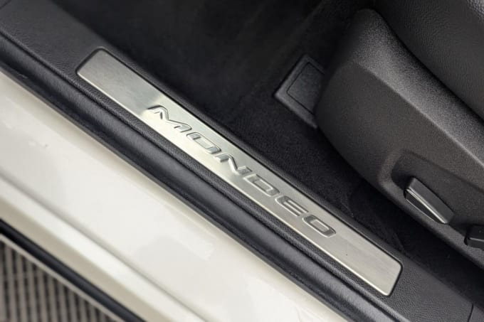 2025 Ford Mondeo