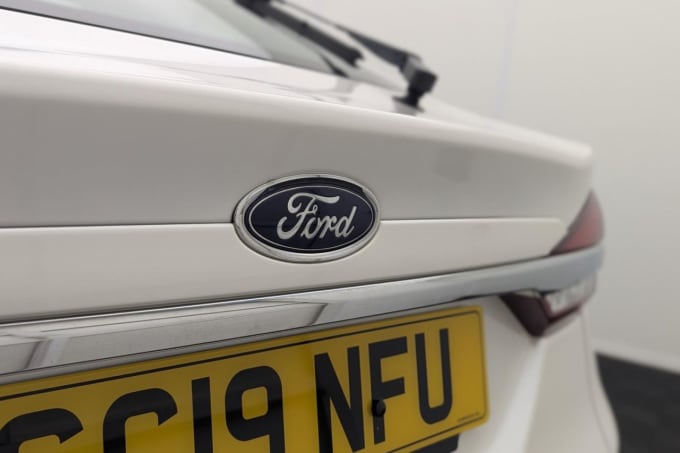 2025 Ford Mondeo