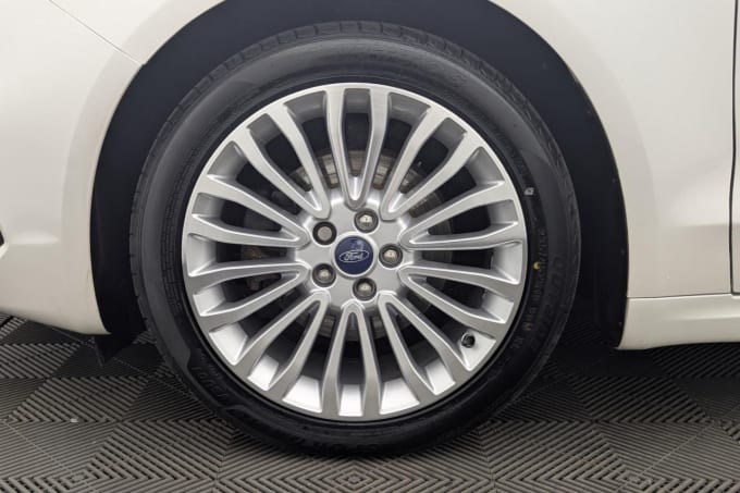 2025 Ford Mondeo
