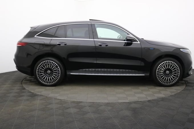 2025 Mercedes-benz Eqc
