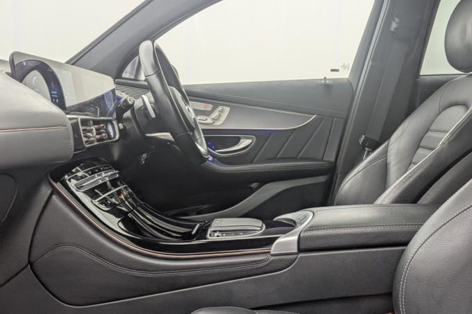 2025 Mercedes-benz Eqc