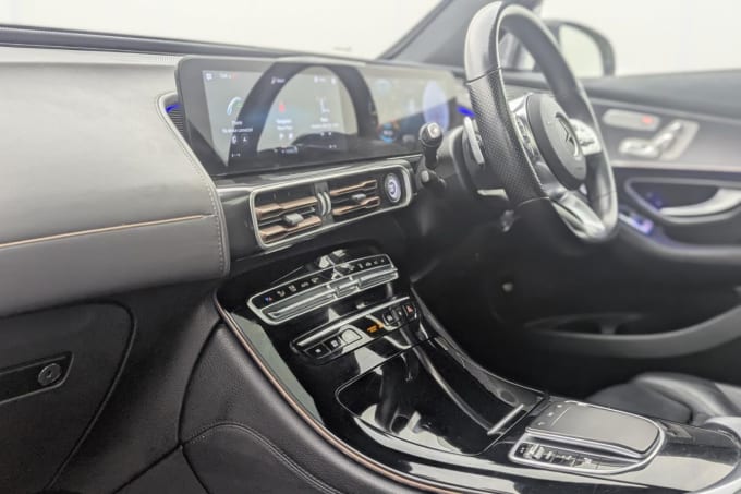 2025 Mercedes-benz Eqc