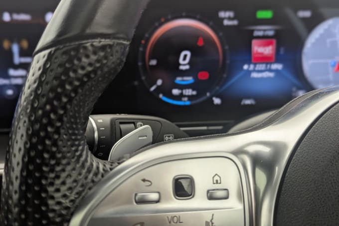 2025 Mercedes-benz Eqc