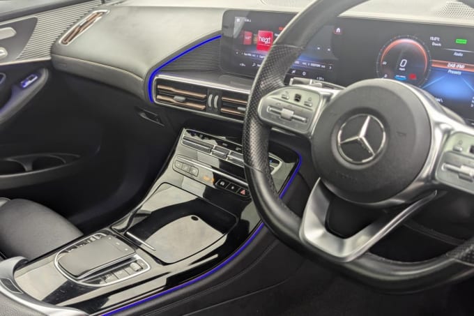 2025 Mercedes-benz Eqc