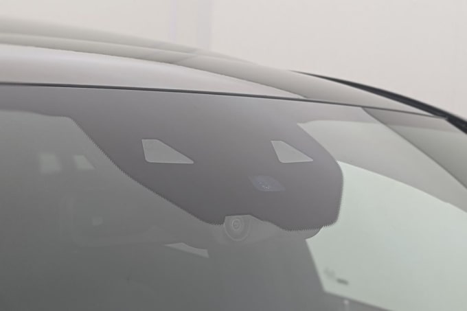 2025 Mercedes-benz Eqc