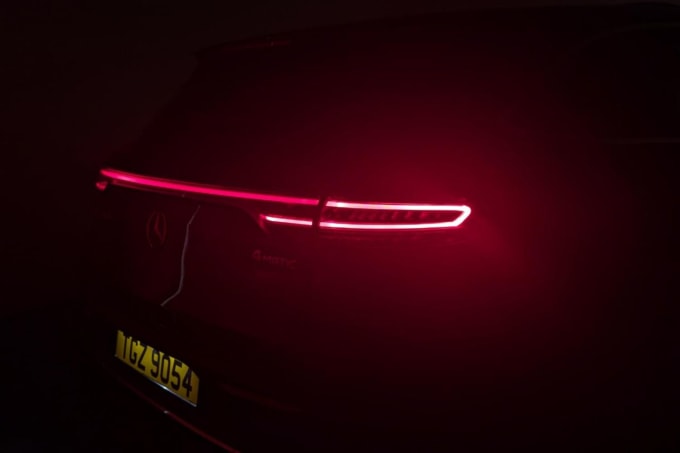 2025 Mercedes-benz Eqc