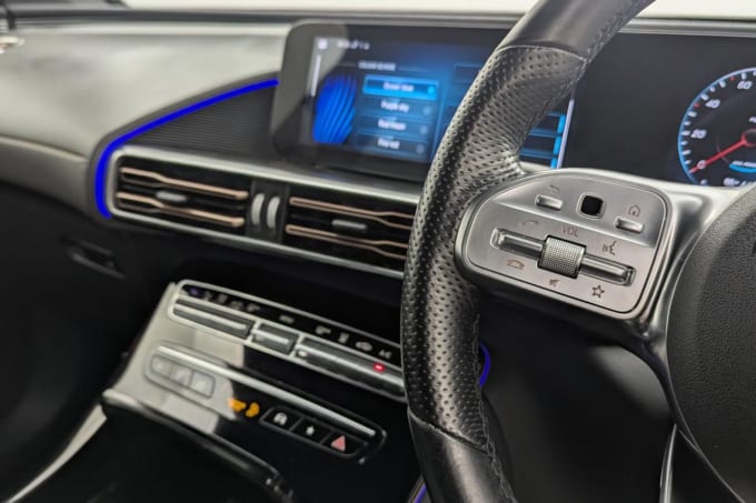 2025 Mercedes-benz Eqc