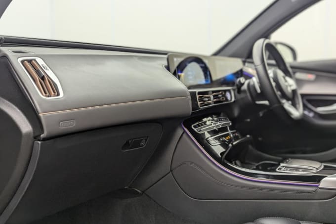 2025 Mercedes-benz Eqc