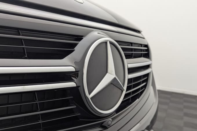 2025 Mercedes-benz Eqc