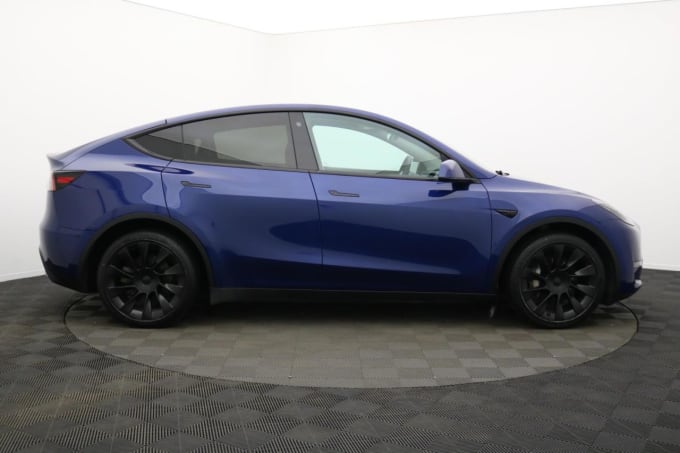 2025 Tesla Model Y