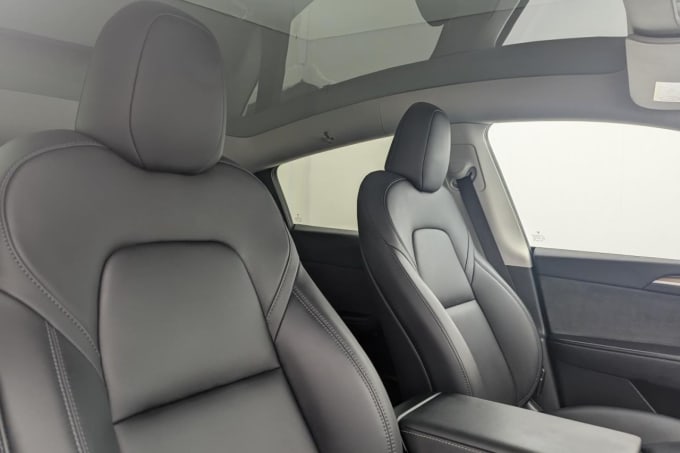 2025 Tesla Model Y