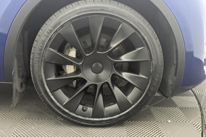 2025 Tesla Model Y