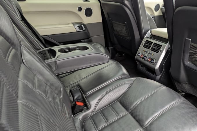 2025 Land Rover Range Rover Sport