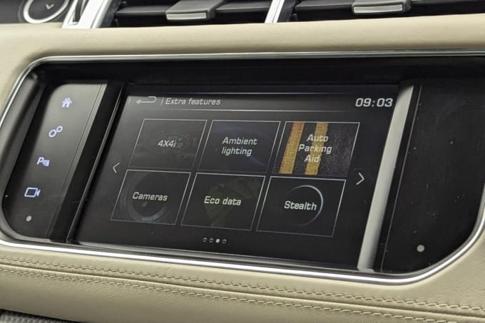 2025 Land Rover Range Rover Sport