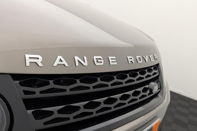 2025 Land Rover Range Rover Sport