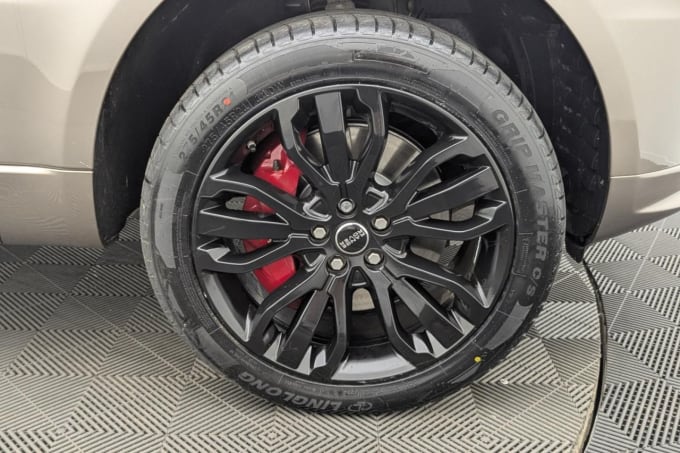 2025 Land Rover Range Rover Sport