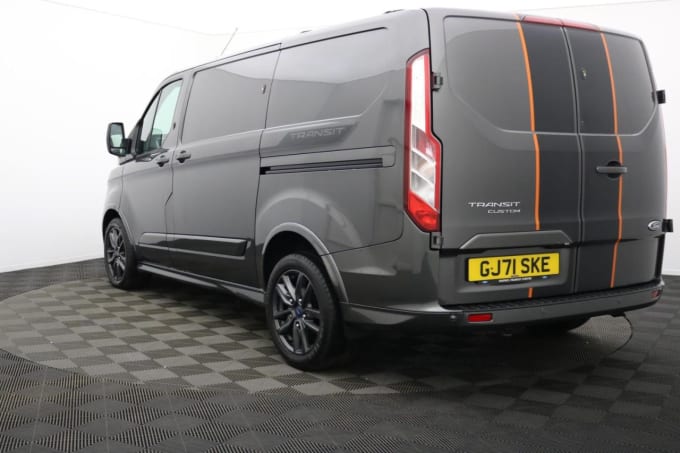 2025 Ford Transit Custom