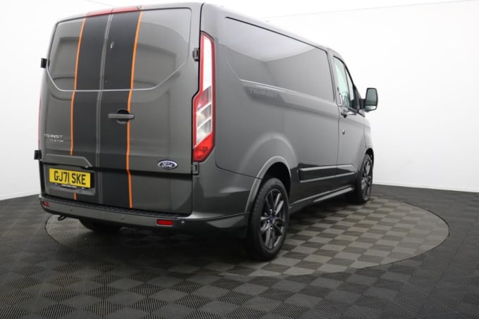 2025 Ford Transit Custom