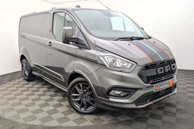 2025 Ford Transit Custom