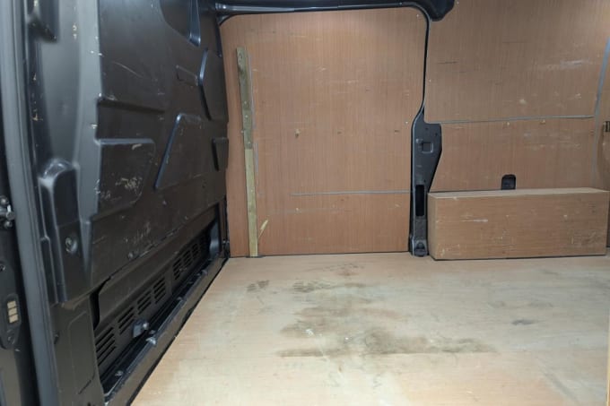 2025 Ford Transit Custom
