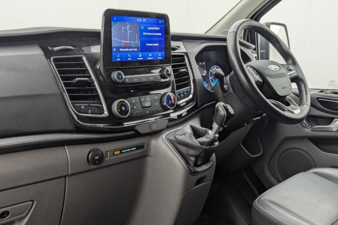 2025 Ford Transit Custom