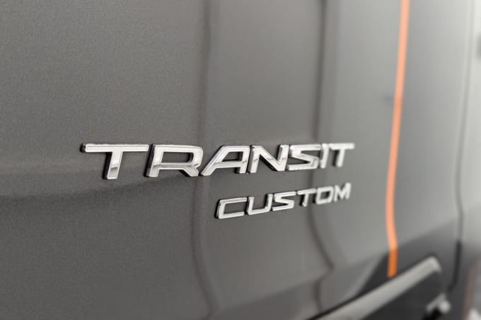 2025 Ford Transit Custom