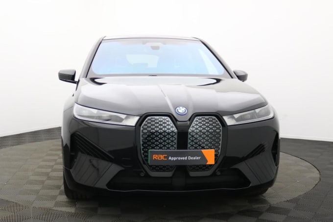 2025 BMW Ix