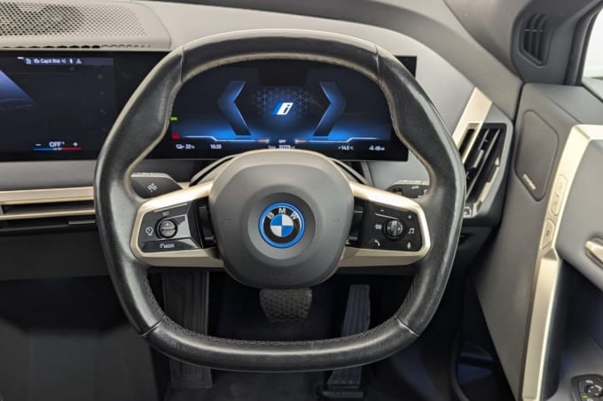 2025 BMW Ix
