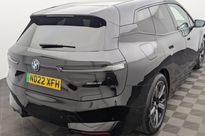 2025 BMW Ix