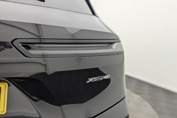 2025 BMW Ix