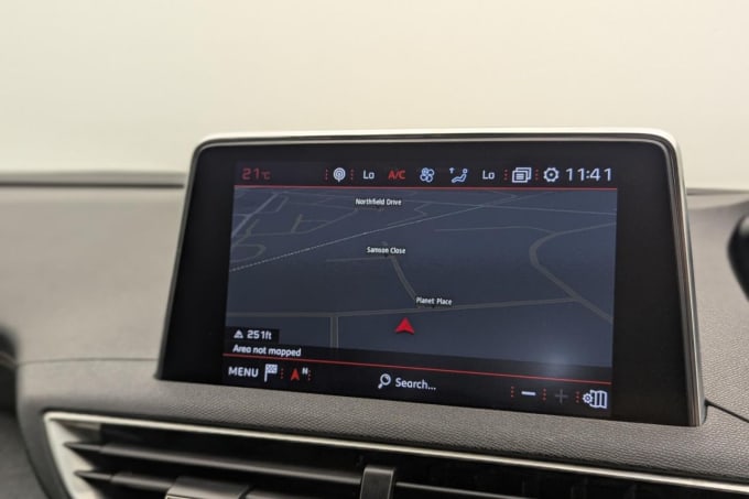 2025 Peugeot 5008