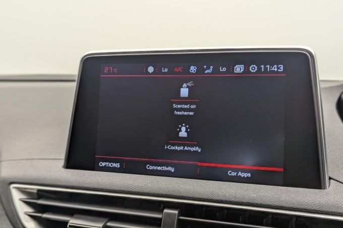 2025 Peugeot 5008