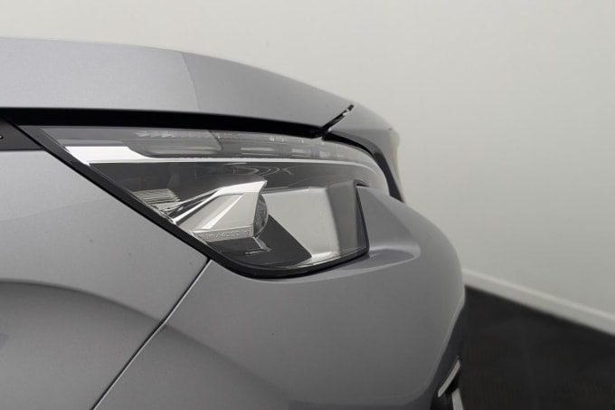 2025 Peugeot 5008