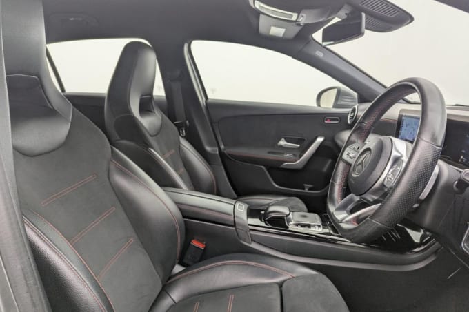 2025 Mercedes-benz A-class