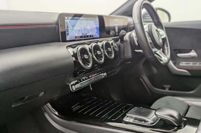 2025 Mercedes-benz A-class