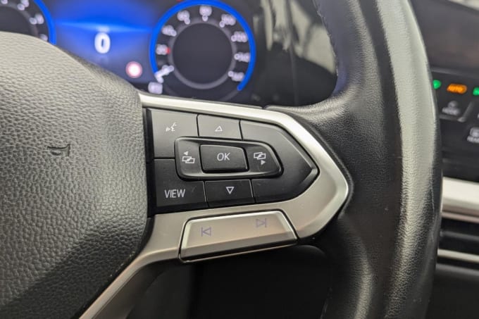 2025 Volkswagen Golf