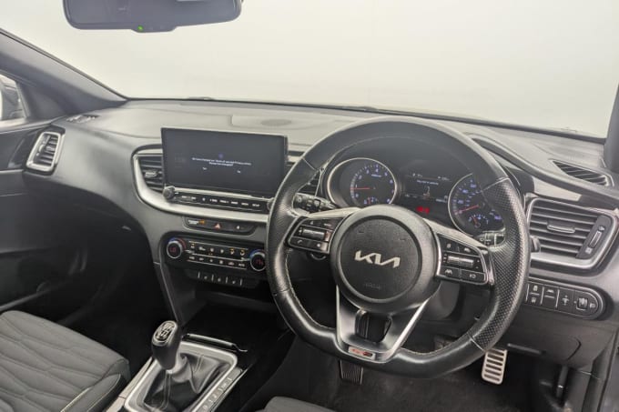 2025 Kia Proceed