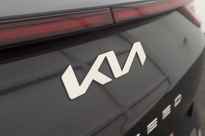 2025 Kia Proceed