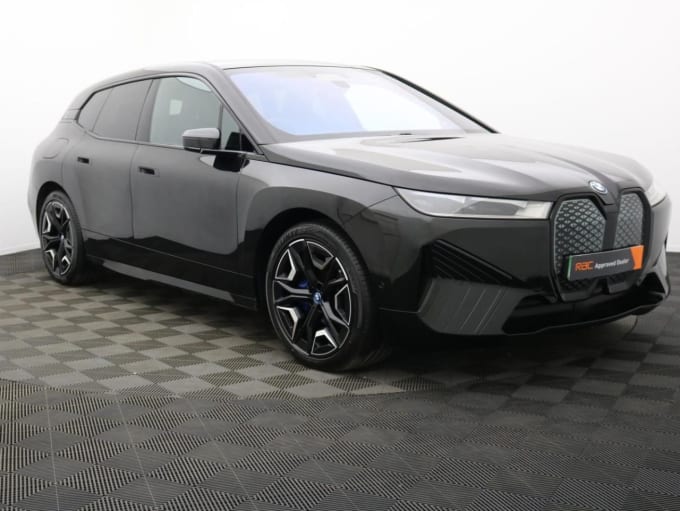 2025 BMW Ix